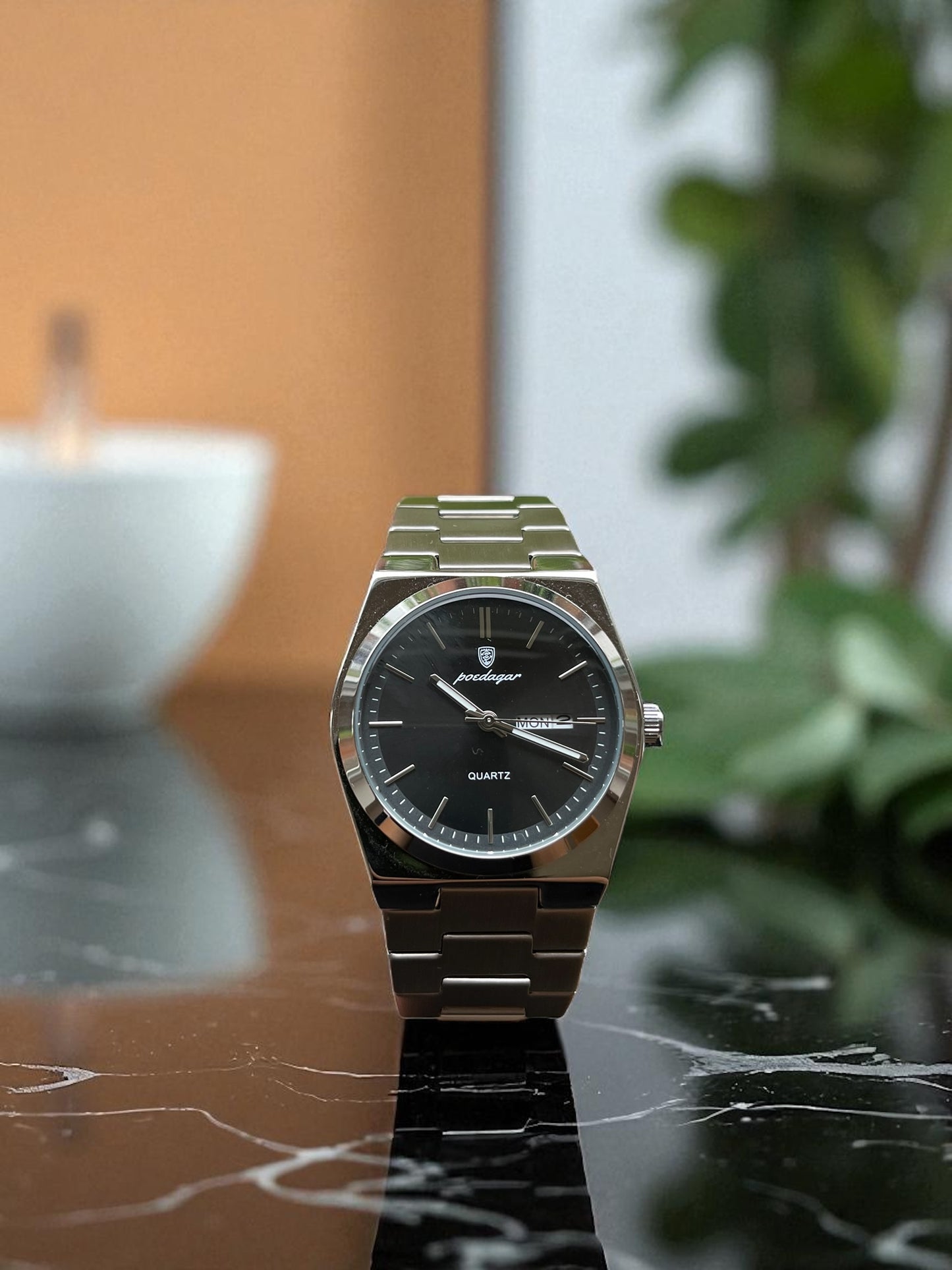 Astorio - Modern Black